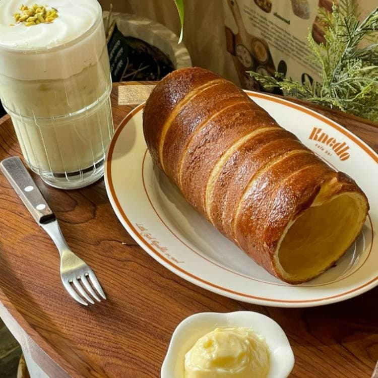 끄네들로 체코 전통 굴뚝빵 Pop-Up 사진 1